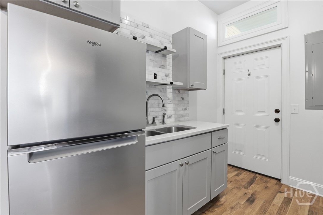 521 West 37th Street Savannah, GA 31415 - Photo 7 of 68