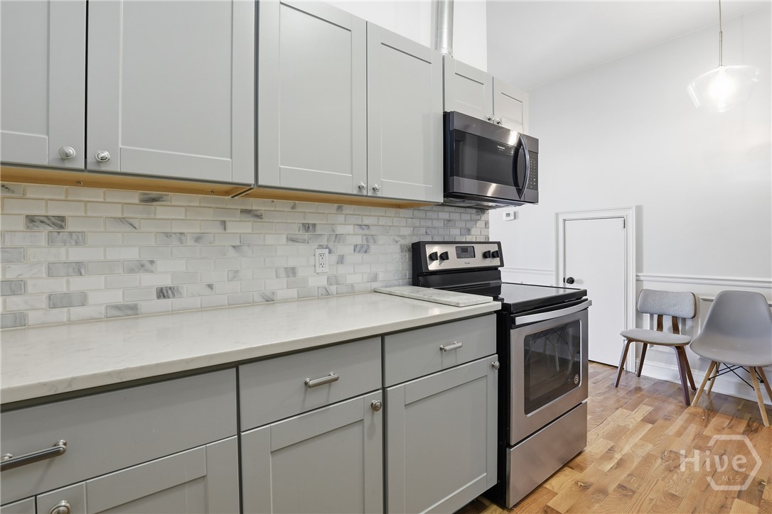 521 West 37th Street Savannah, GA 31415 - Photo 9 of 68