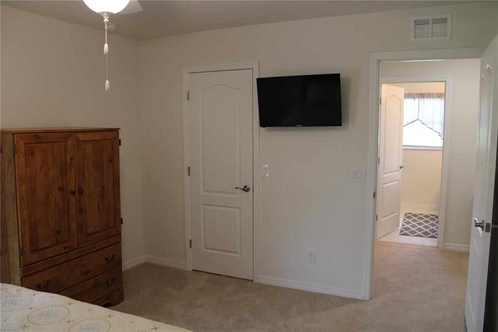 1300 Lucerne Loop Road Northeast Winter Haven, FL 33881 - Photo 24 of 40 Bedroom #2