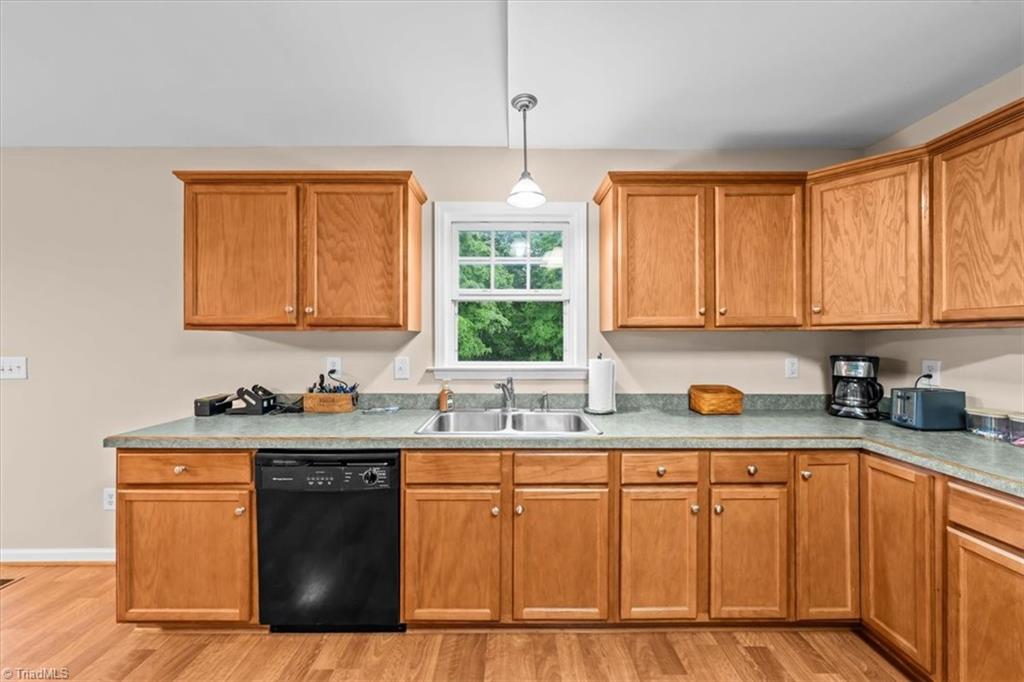 2529 Danny Bell Road Asheboro, NC 27205 - Photo 15 of 43