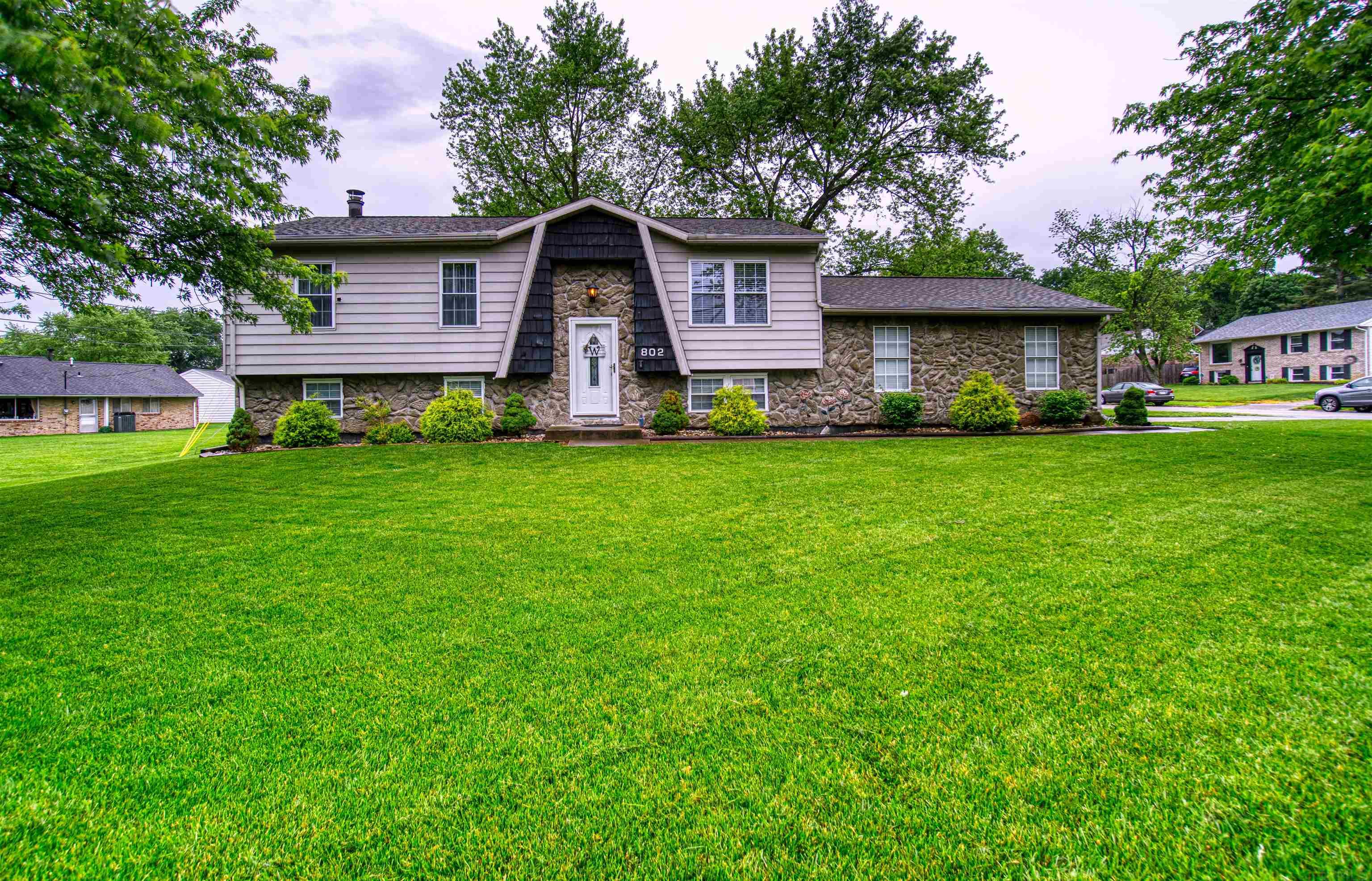 802 Stonebridge Road Evansville, IN 47710 - Photo 1 of 30 Gallery Image 1