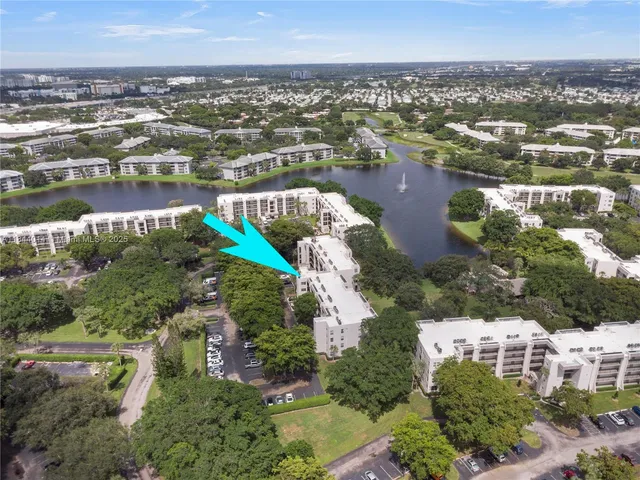 $205,000 | 9410 Poinciana Place, Unit 206, Davie, FL 33324