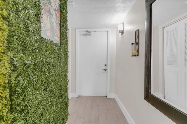 $205,000 | 9410 Poinciana Place, Unit 206, Davie, FL 33324