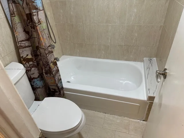 $205,000 | 9410 Poinciana Place, Unit 206, Davie, FL 33324