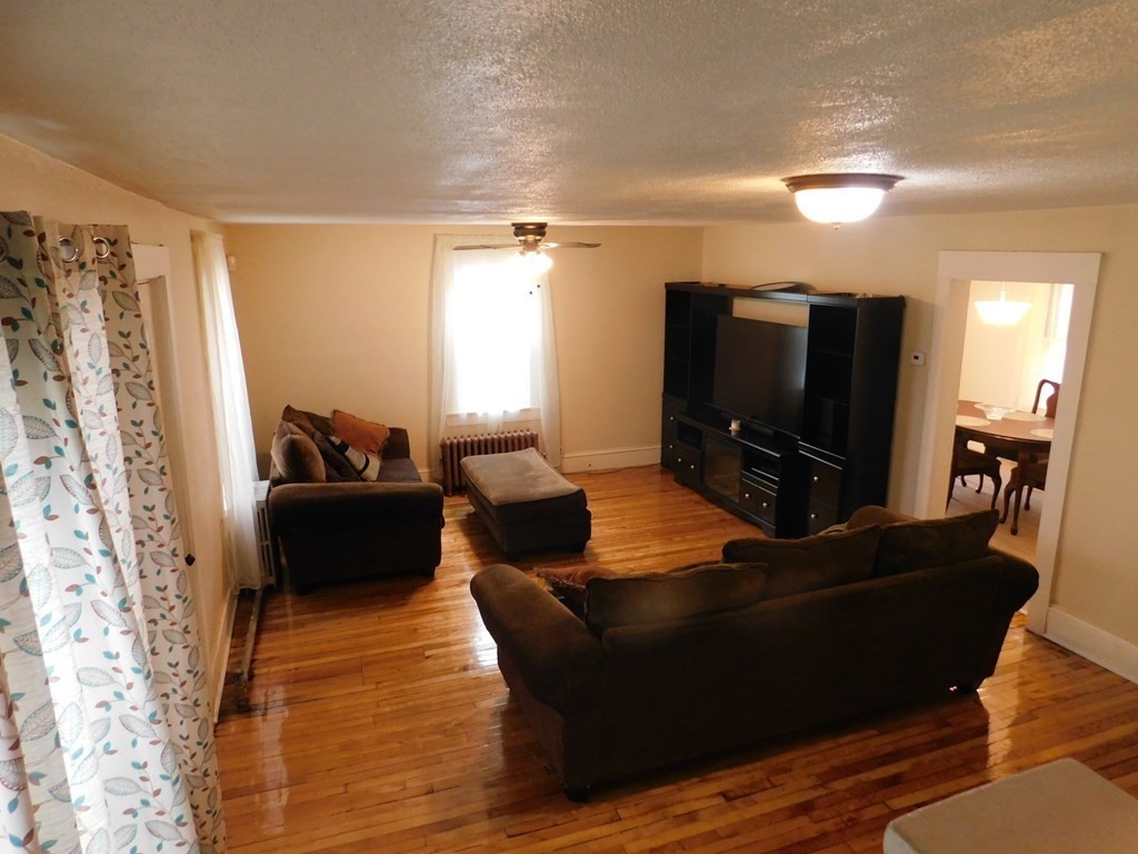 154 Orange Street Springfield, MA 01108 - Photo 11 of 35