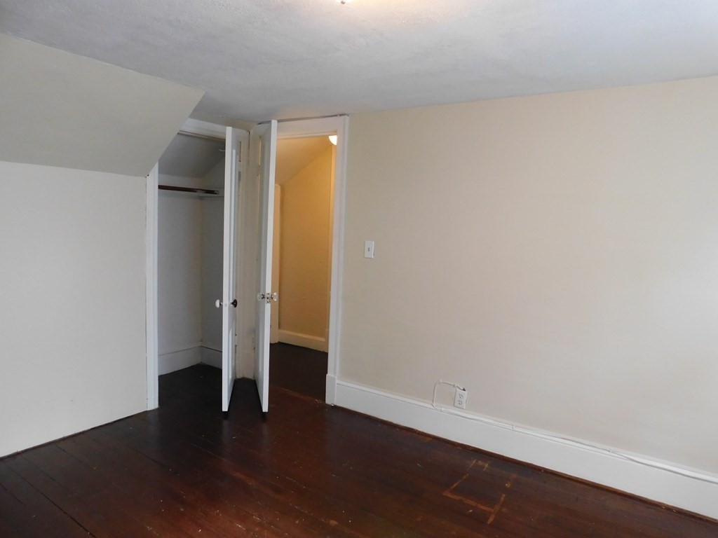 154 Orange Street Springfield, MA 01108 - Photo 24 of 35