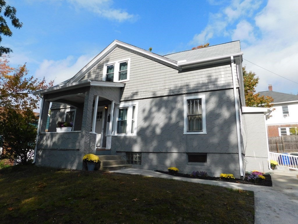 154 Orange Street Springfield, MA 01108 - Photo 3 of 35
