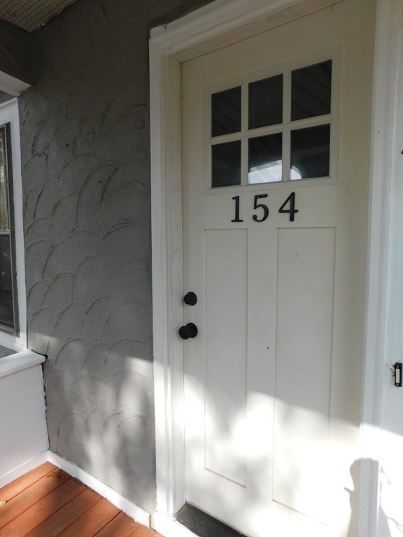 154 Orange Street Springfield, MA 01108 - Photo 9 of 35