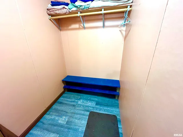 $185,000 | 2282 Logan Road, West Frankfort, IL 62896