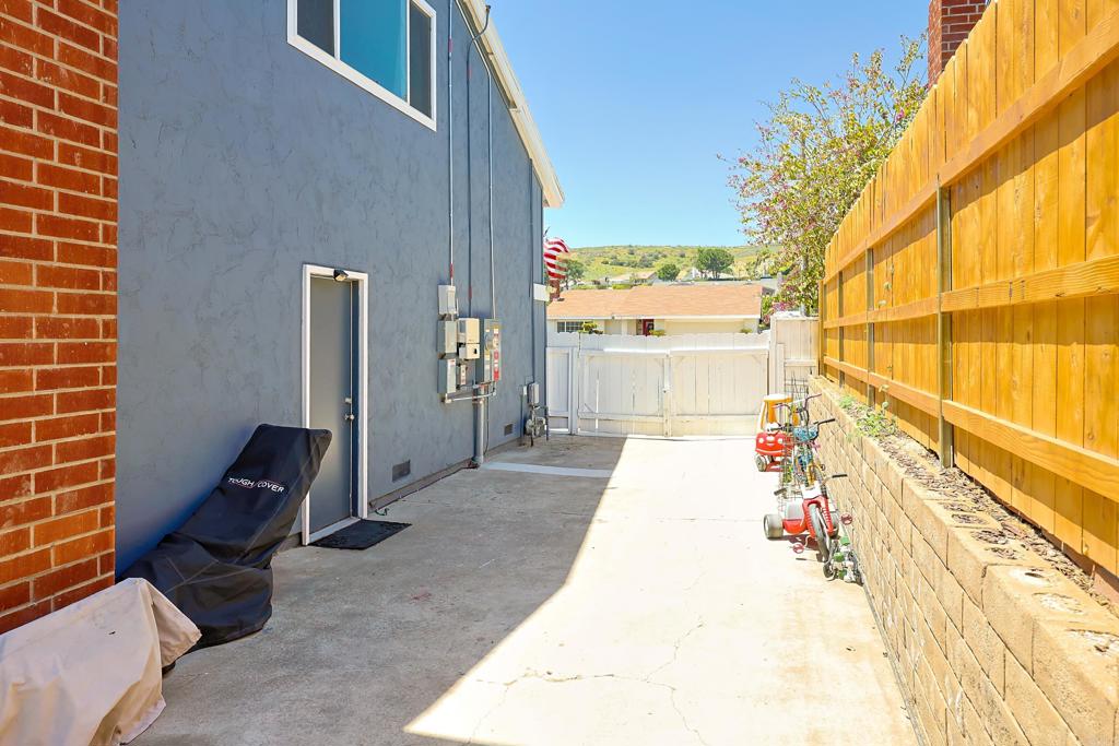 10225 Molino Road Santee, CA 92071 - Photo 45 of 53