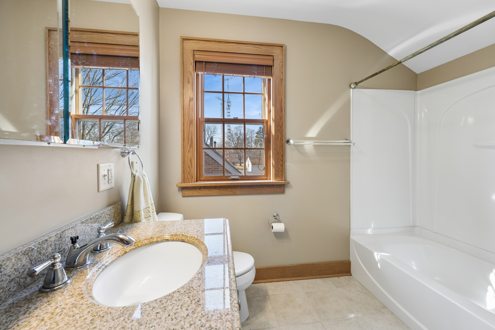 515 West 2nd Street Genoa, IL 60135 - Photo 12 of 24