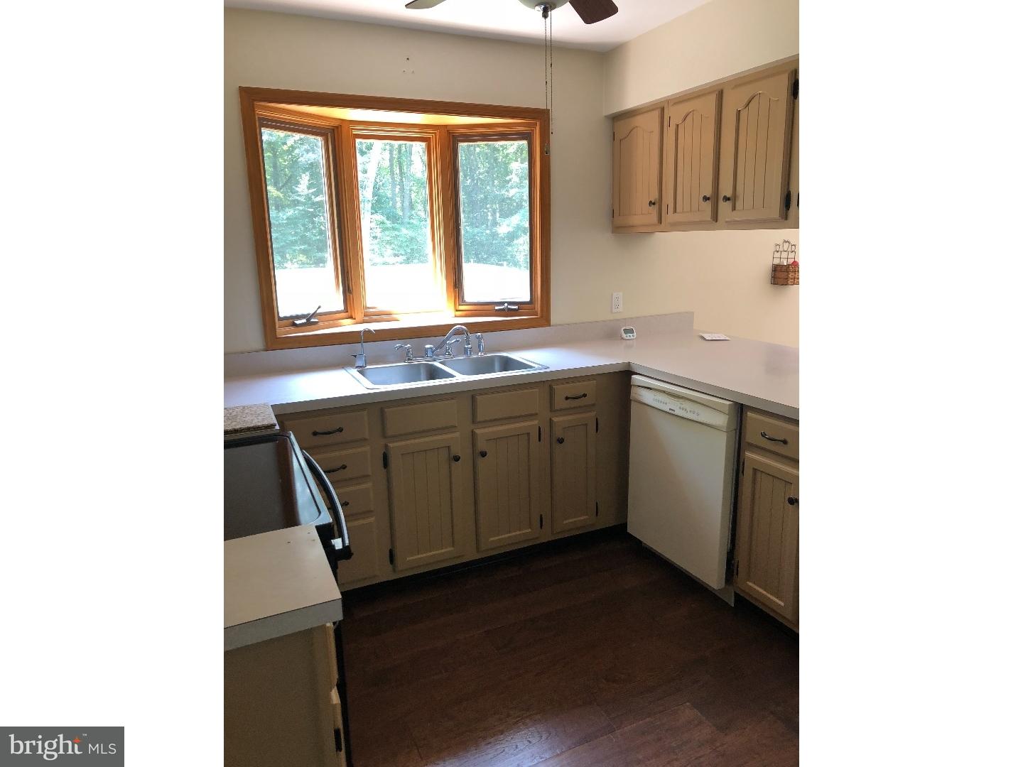 314 Jacobstown Cookstown Road Wrightstown, NJ 08562 - Photo 3 of 19 Kitchen