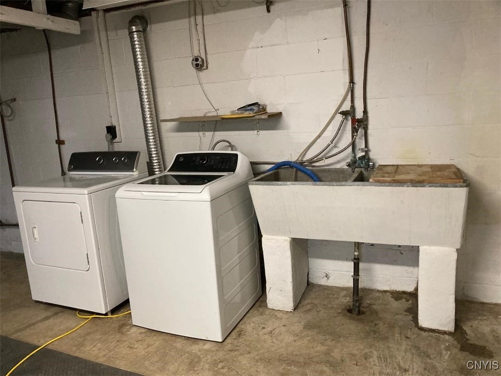 5758 Hamilton Road Elbridge, NY 13080 - Photo 25 of 27 The washing machine and dryer are here as well as