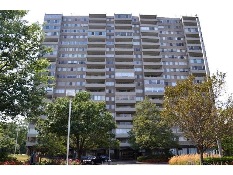 2324 Madison Road, Unit 504 Cincinnati, OH 45208 - Photo 1 of 1