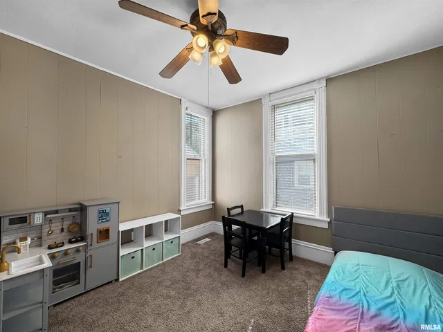 $145,000 | 205 South High Street, Washington, IL 61571