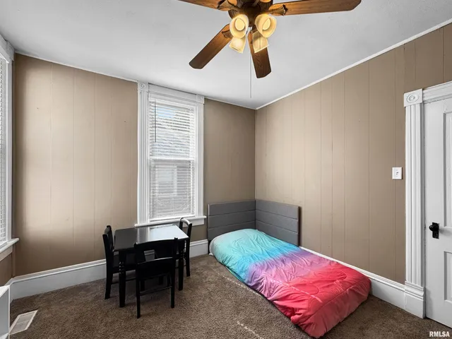 $145,000 | 205 South High Street, Washington, IL 61571