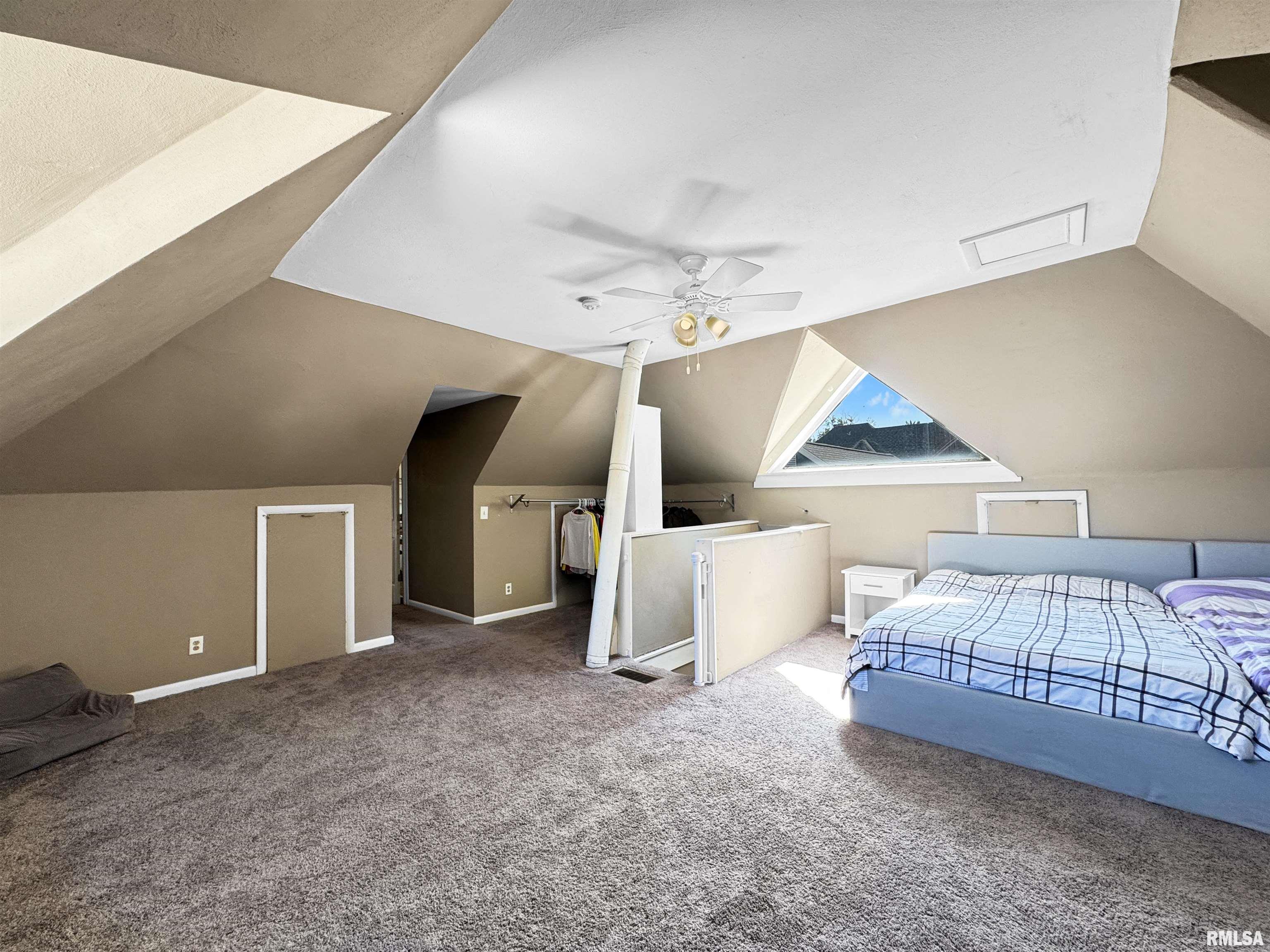 205 South High Street Washington, IL 61571 - Photo 20 of 33