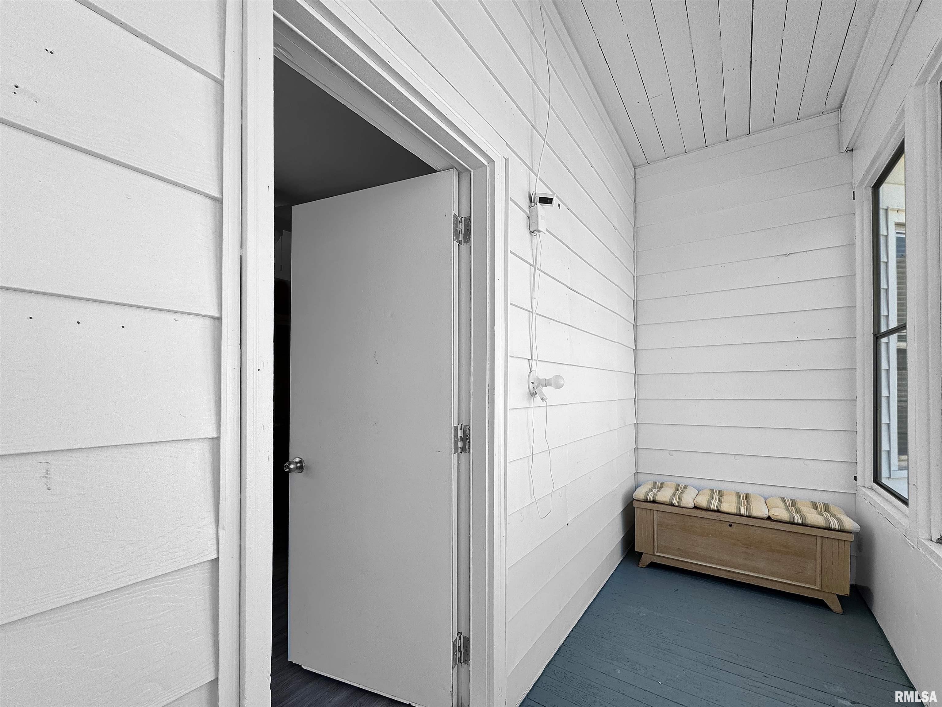 205 South High Street Washington, IL 61571 - Photo 26 of 33