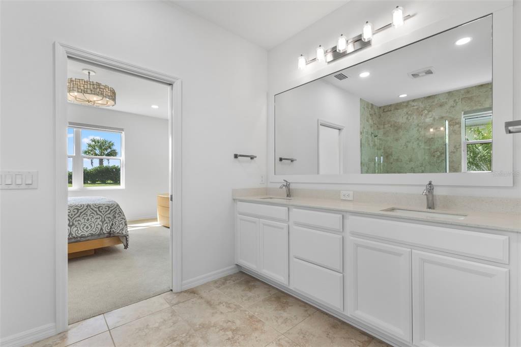 8121 Sternway Road Sarasota, FL 34240 - Photo 26 of 34 Gallery Image 26
