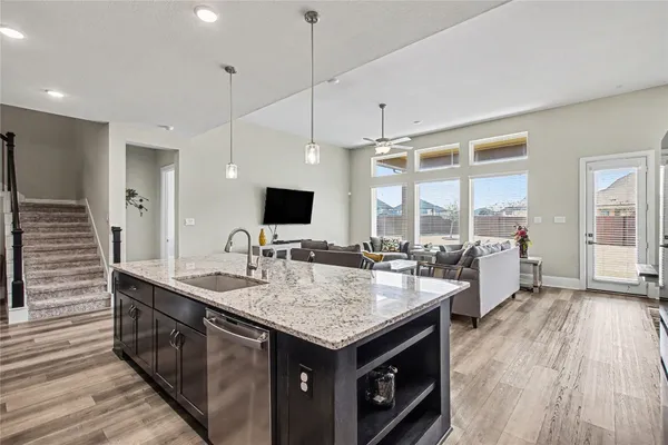 $750,000 | 6911 San Bernard Trail, Katy, TX 77493