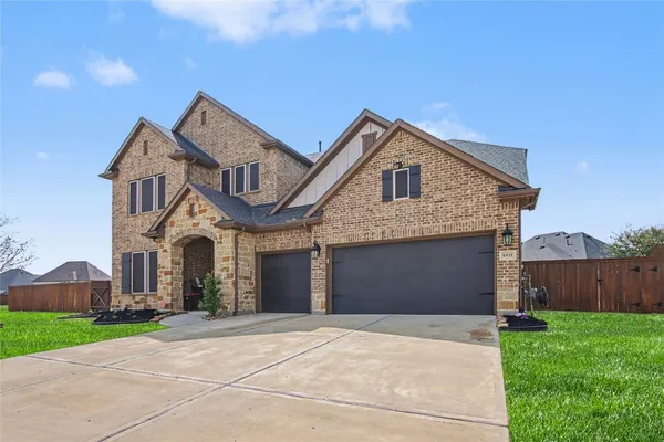 $750,000 | 6911 San Bernard Trail, Katy, TX 77493