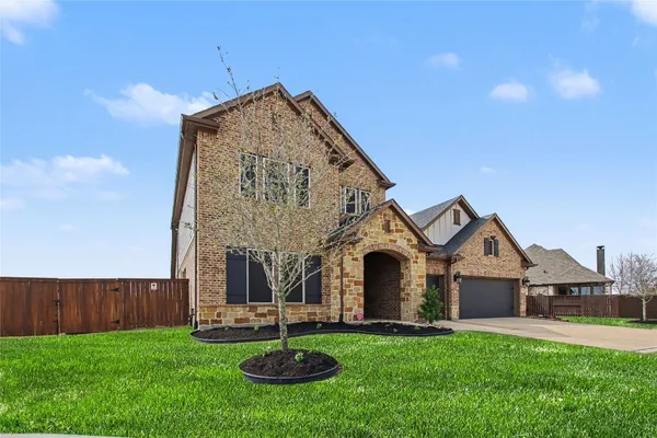 $750,000 | 6911 San Bernard Trail, Katy, TX 77493