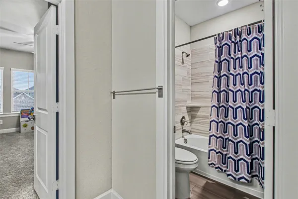 $750,000 | 6911 San Bernard Trail, Katy, TX 77493