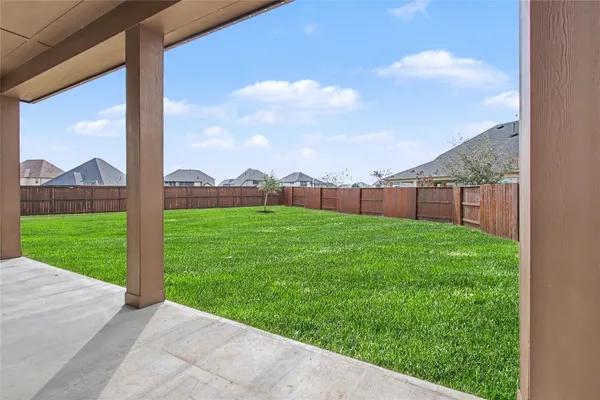 $750,000 | 6911 San Bernard Trail, Katy, TX 77493