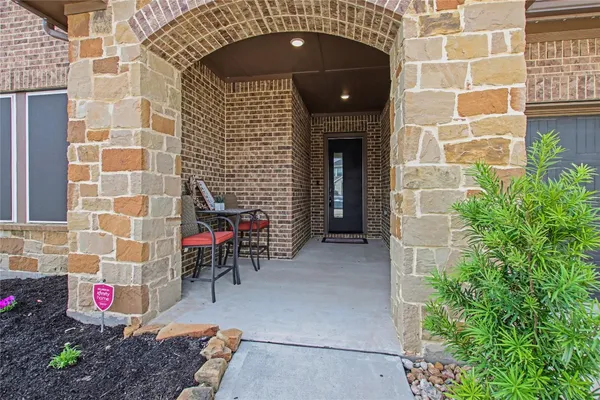 $750,000 | 6911 San Bernard Trail, Katy, TX 77493
