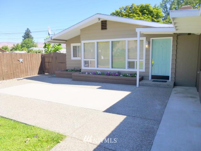 319 Fuller Street Wenatchee, WA 98801 - Photo 20 of 25