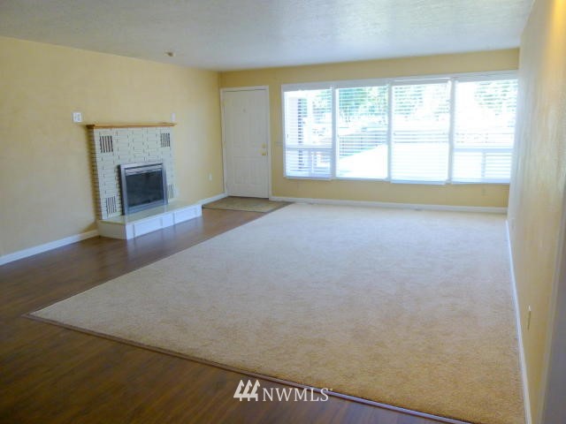 319 Fuller Street Wenatchee, WA 98801 - Photo 3 of 25