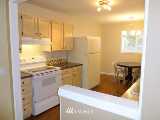 319 Fuller Street Wenatchee, WA 98801 - Photo 6 of 25
