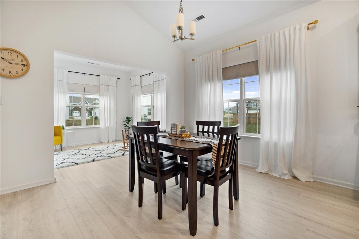 8198 Dewberry Lane Pendleton, IN 46064 - Photo 5 of 15