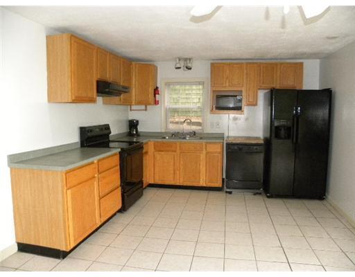 41 Shore Road Ogunquit, ME 03907 - Photo 12 of 21 Kitchen.