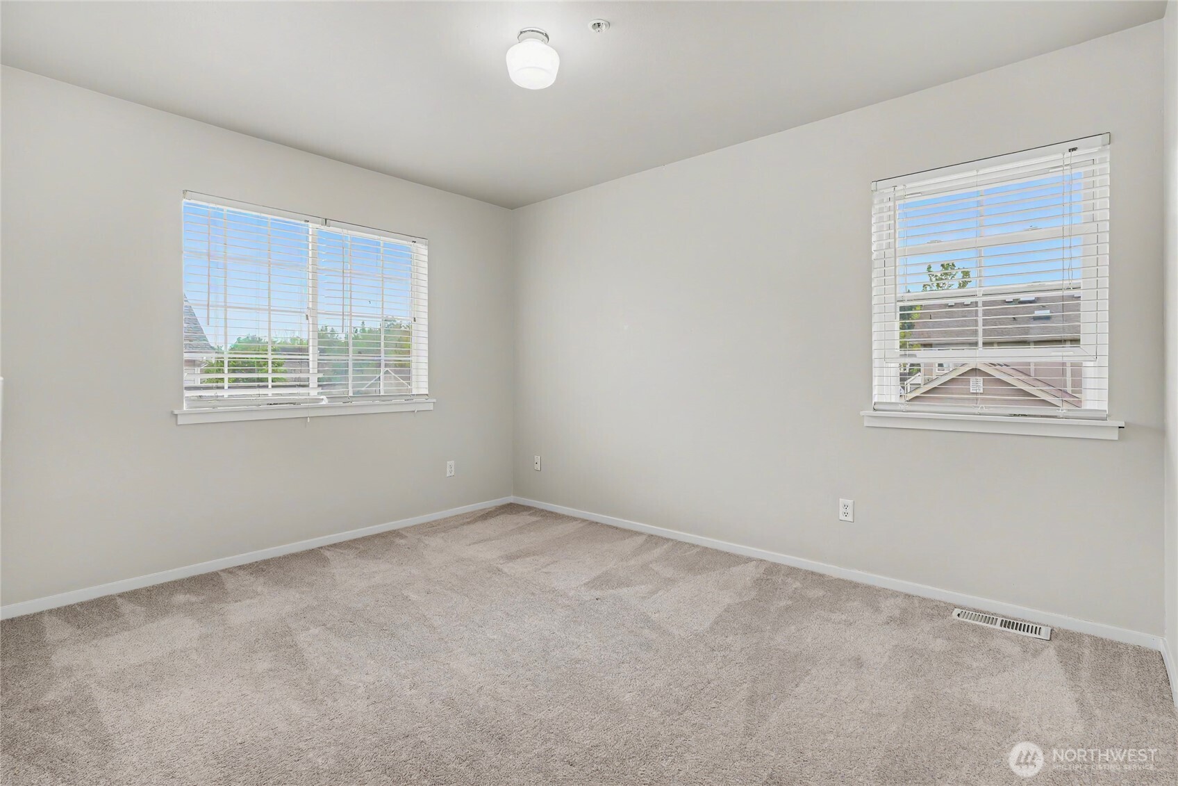 1421 Rooklidge Street DuPont, WA 98327 - Photo 14 of 26 Gallery Image 14