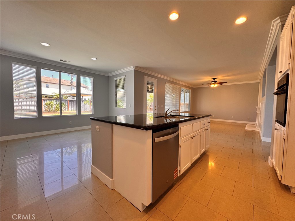 13551 Jasper Loop Eastvale, CA 92880 - Photo 19 of 47