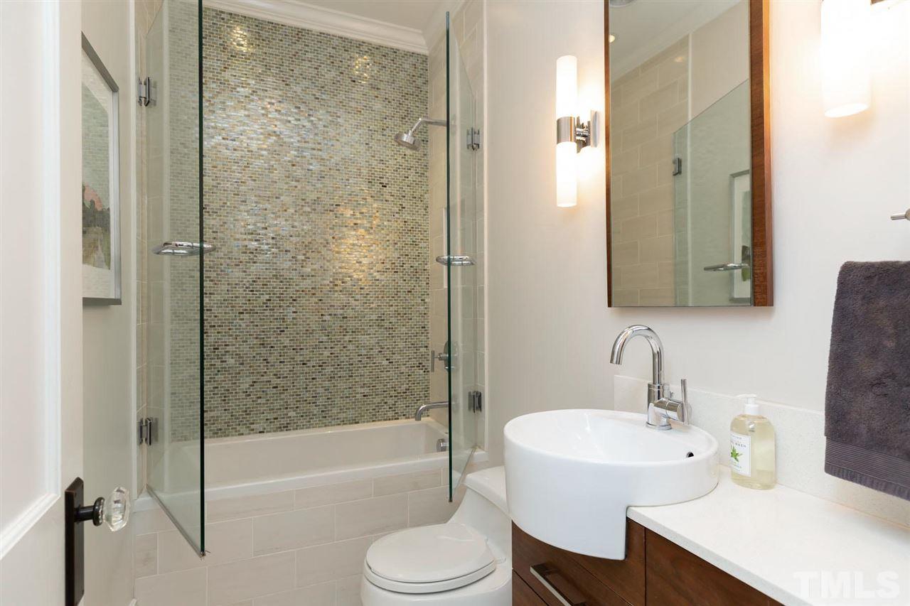 2010 McCarthy Street Raleigh, NC 27608 - Photo 7 of 26