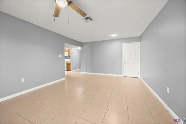 $155,000 | 1724 South Brightside View Drive, Unit I, Baton Rouge, LA 70820