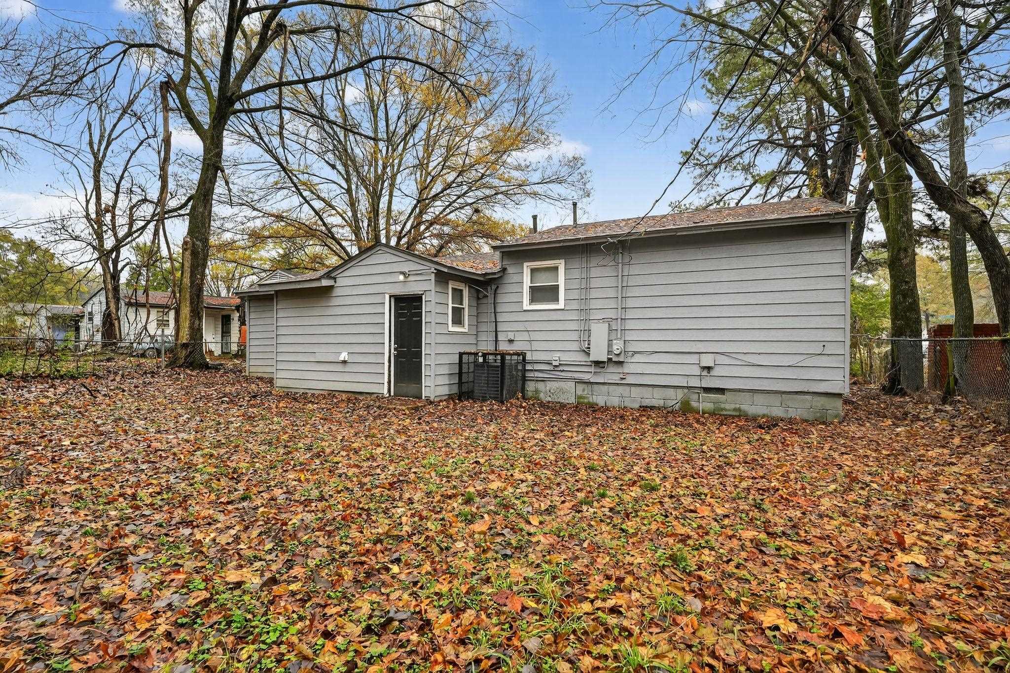 3981 Maynard Drive Memphis, TN 38109 - Photo 27 of 31 a front view of a house with a yard