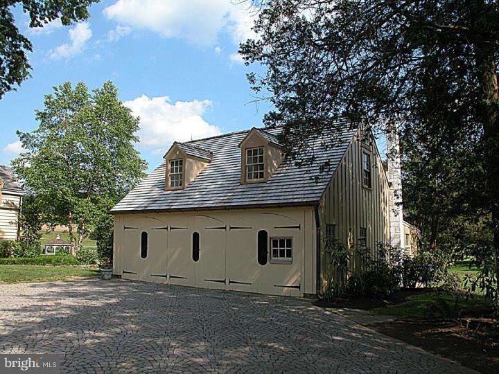 550 Red Bone Road Chester Springs, PA 19425 - Photo 20 of 25 Garage
