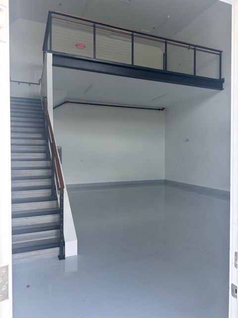 55 John Clarke Road, Unit 8 Middletown, RI 02842 - Photo 2 of 8