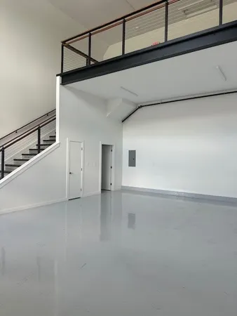 $400,000 | 55 John Clarke Road, Unit 8, Middletown, RI 02842