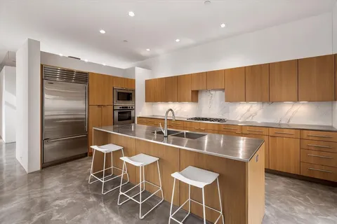 $1,695,000 | 3740 Holland Avenue, Unit 3B, Dallas, TX 75219