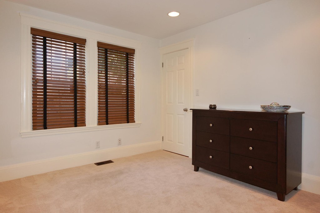 45 Newland Road, Unit 45 Arlington, MA 02474 - Photo 12 of 21 Gallery Image 12