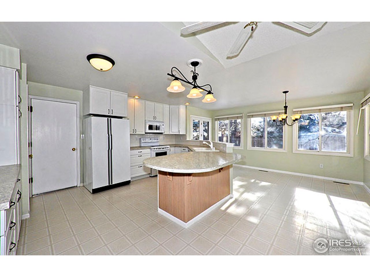 2401 Wapiti Road Fort Collins, CO 80525 - Photo 4 of 22 Gallery Image 4
