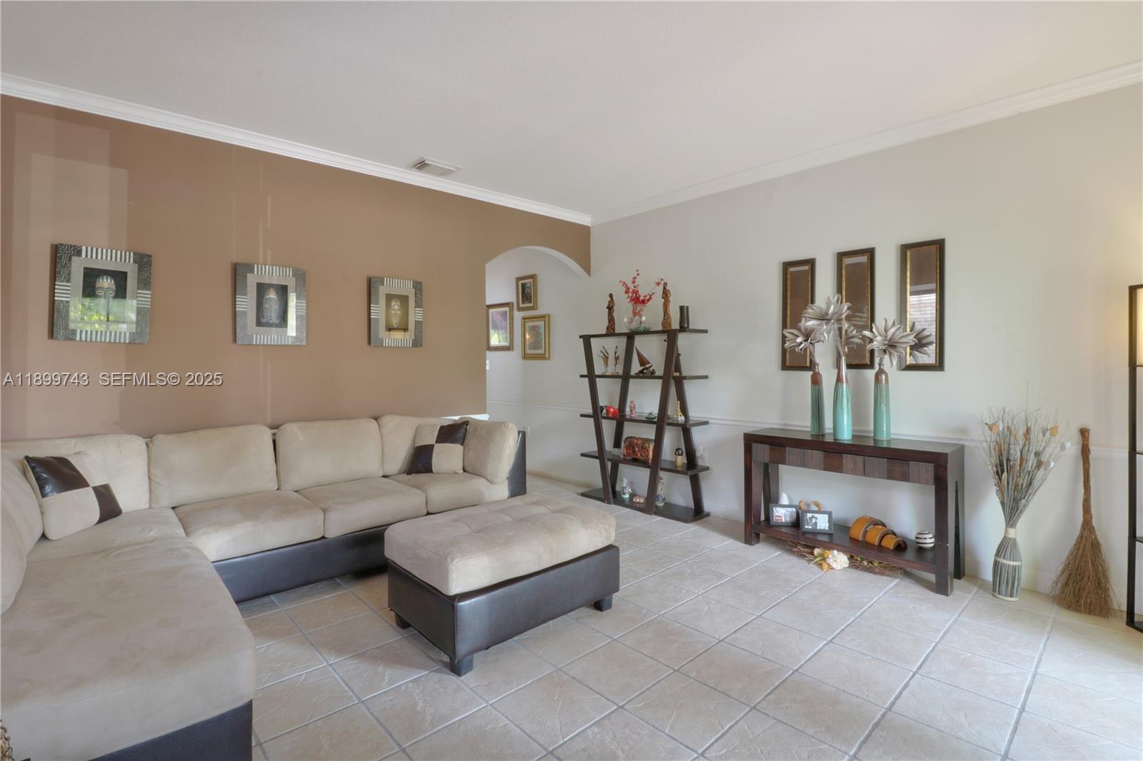 15217 Southwest 36th Terrace Miami, FL 33185 - Photo 11 of 28