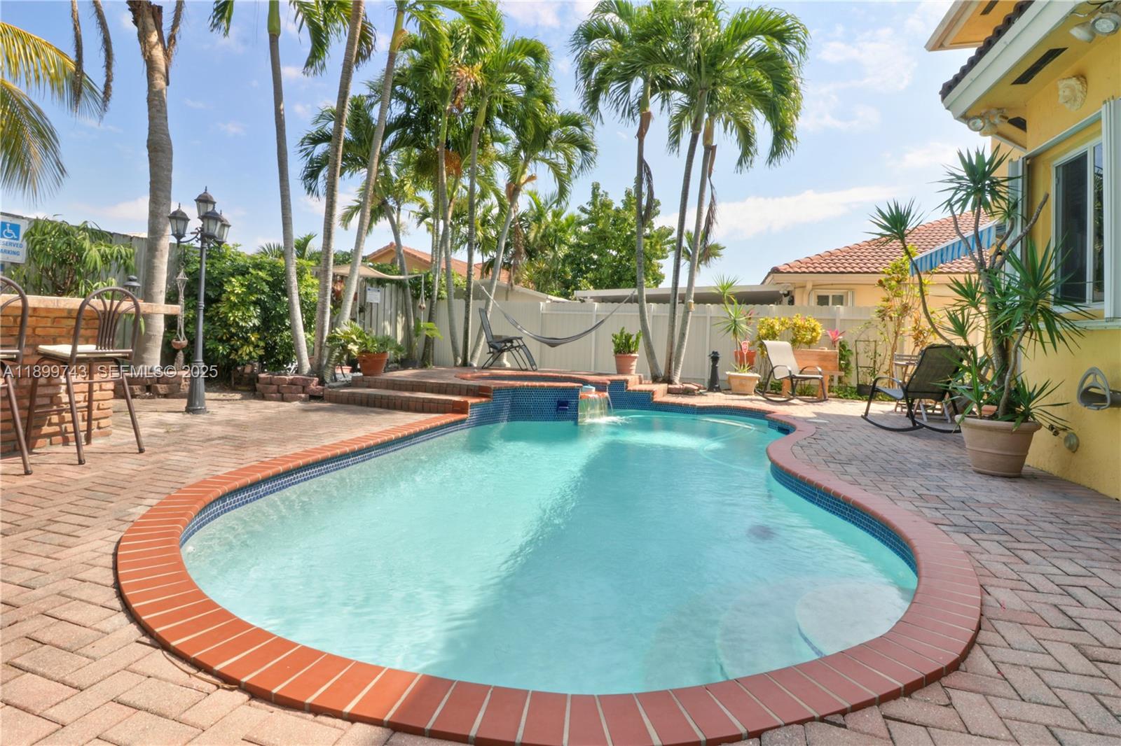 15217 Southwest 36th Terrace Miami, FL 33185 - Photo 20 of 28