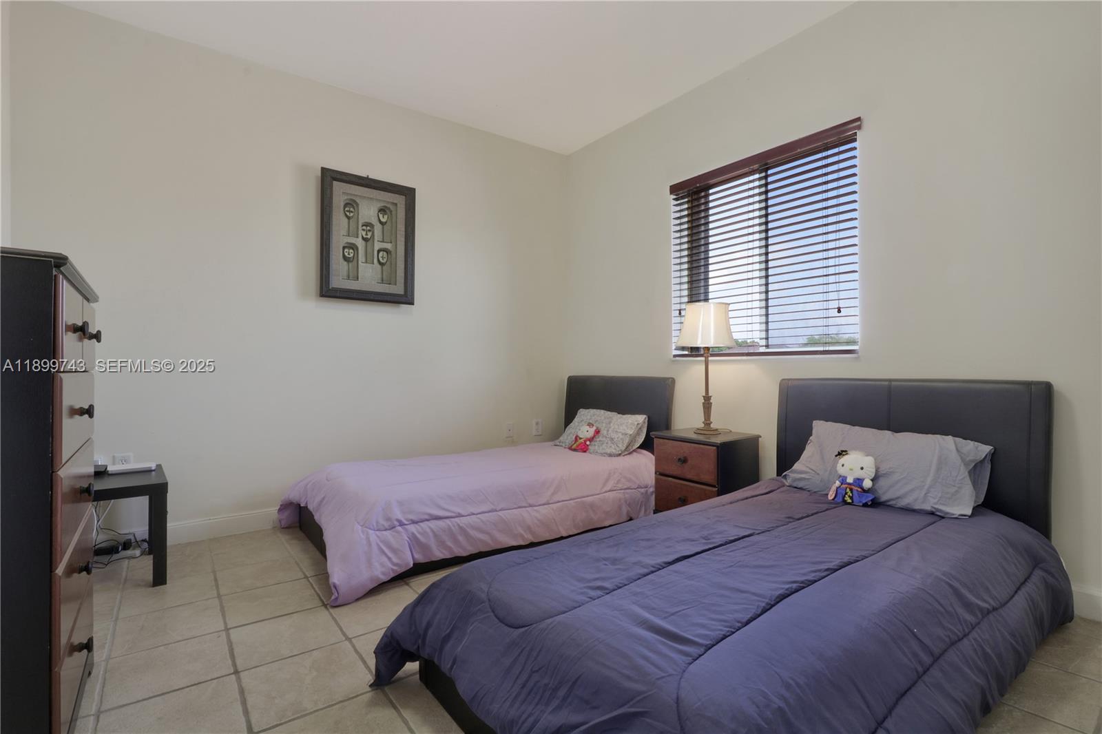 15217 Southwest 36th Terrace Miami, FL 33185 - Photo 3 of 28