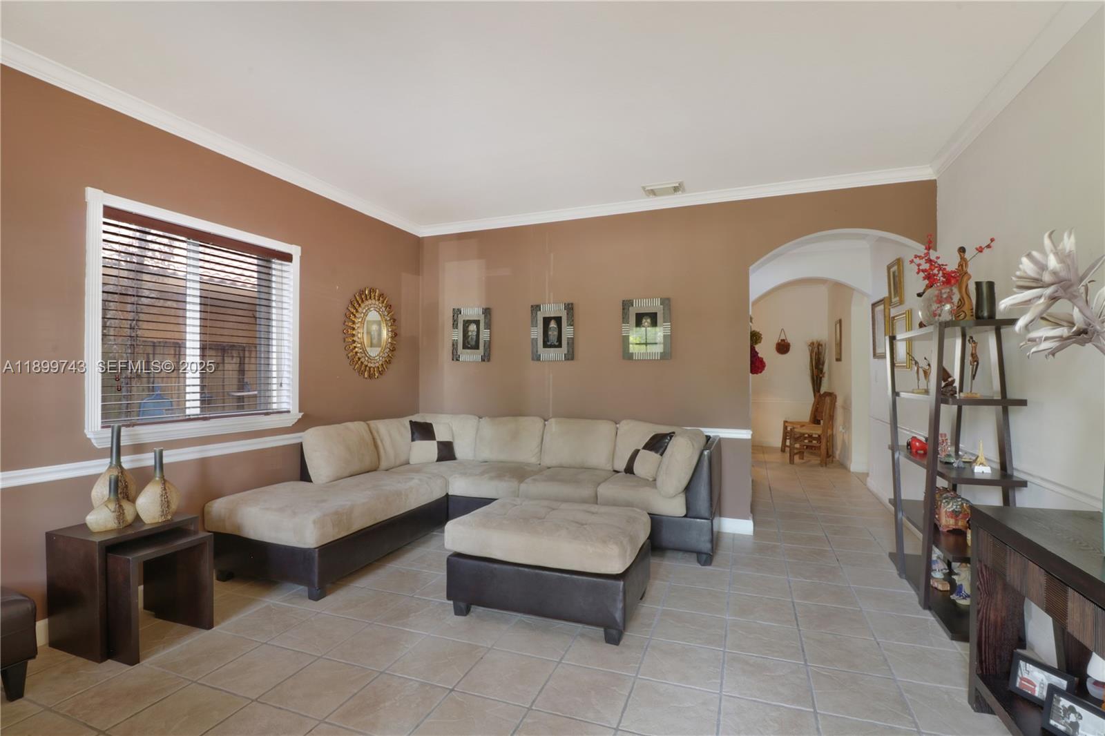 15217 Southwest 36th Terrace Miami, FL 33185 - Photo 10 of 28