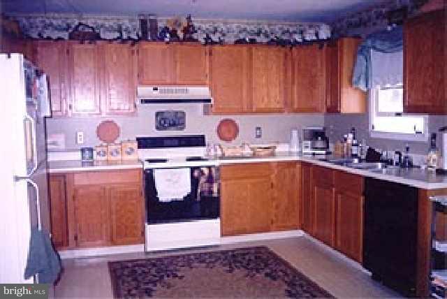 6898 Church Road Felton, PA 17322 - Photo 3 of 5